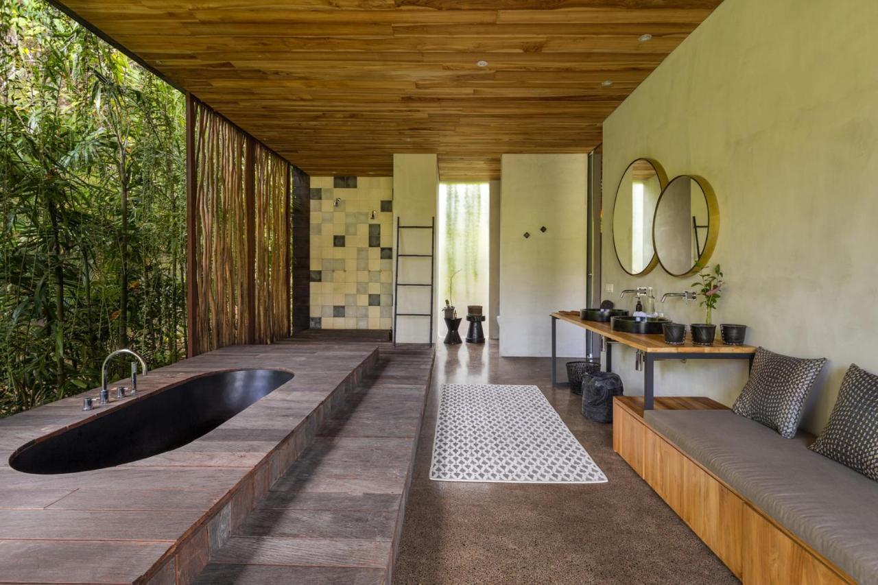 Chameleon Villa Bali Selemadeg Екстериор снимка