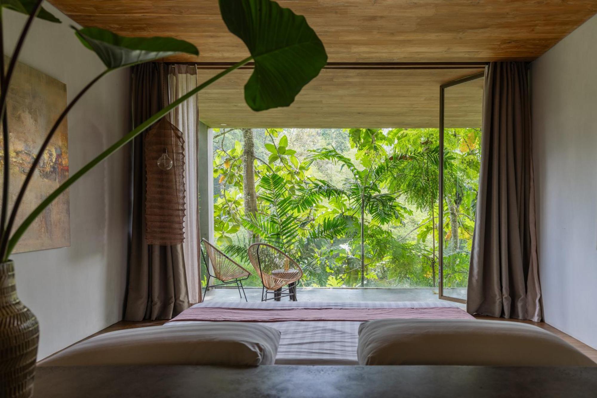 Chameleon Villa Bali Selemadeg Екстериор снимка